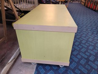 MUEBLE TV IKEA MARRÓN CLARO