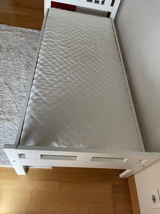 Cama infantil IKEA KRITTER blanca
