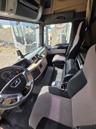 Man TGS 460cv con equipo hidráulico