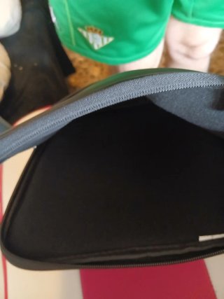 Funda portátil/tablet negra