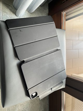 iPad Air 11 M2 + Apple Pencil Pro + Cover ESR