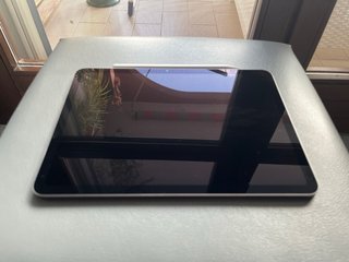 iPad Air 11 M2 + Apple Pencil Pro + Cover ESR