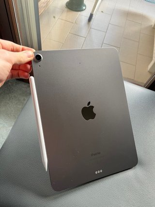 iPad Air 11 M2 + Apple Pencil Pro + Cover ESR