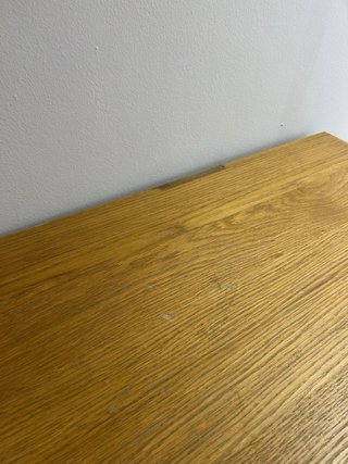 Cómoda de madera con 4 cajones