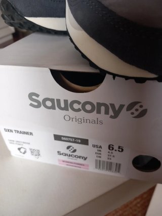 Saucony Dxn Trainer Gris y Beige