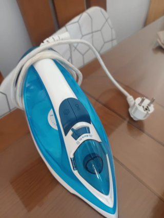 Plancha Philips Azul y Blanca
