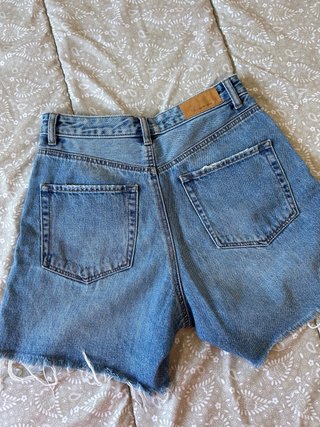 Shorts vaqueros Stradivarius Talla 38