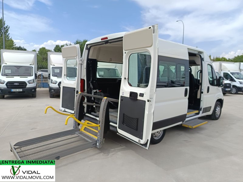 Peugeot Boxer Combi 2.0 BlueHDI 333 L2H2 2018