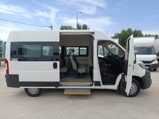 Peugeot Boxer 2.0 COMBI ADAPTADA PMR 130CV