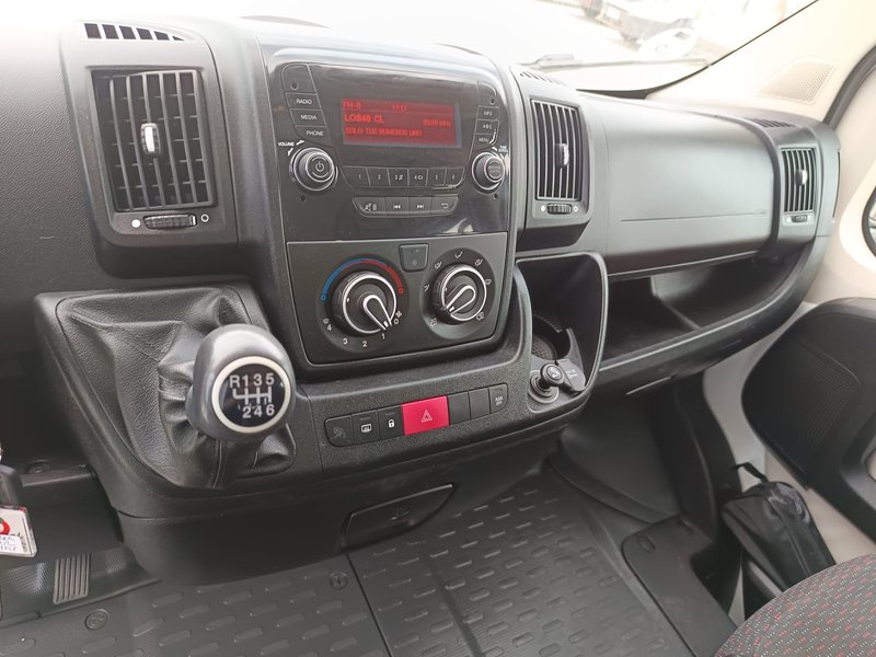 Peugeot Boxer Combi 2.0 BlueHDI 333 L2H2 2018, foto 17