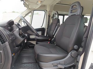 Peugeot Boxer 2.0 COMBI ADAPTADA PMR 130CV