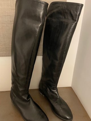 Stivali in pelle neri con zip