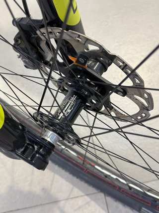 Bicicleta Montaña Doble Suspensión Wilier carbono