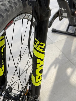 Bicicleta Montaña Doble Suspensión Wilier carbono