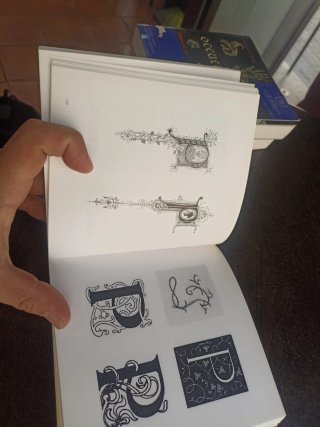 Lote de libros de diseño