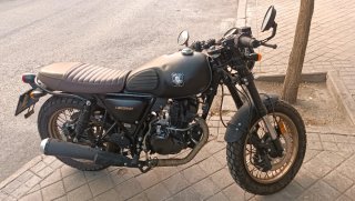 Moto Mitt Legend 125 Naked Negra