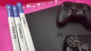 Consola PS4 Slim Negra + Juegos