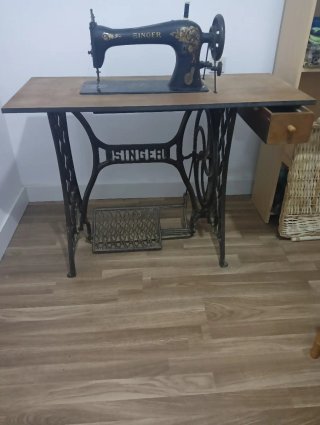 Máquina de Coser Singer Antigua