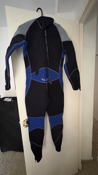 Traje de neopreno Pegaso largo y corto