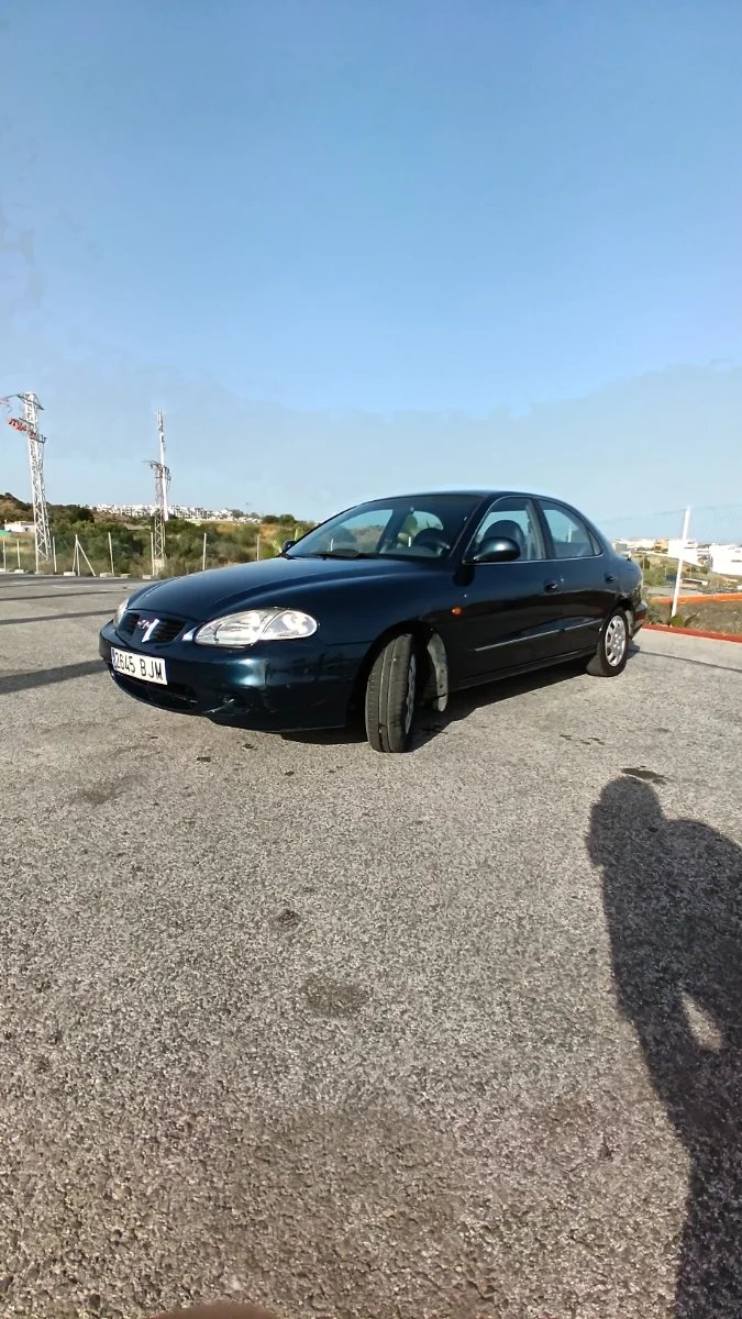 Hyundai Lantra 1998 - foto 1