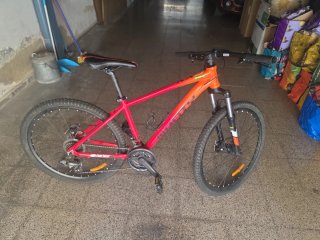 Bicicleta de Montaña Roja y Naranja Monty KX9