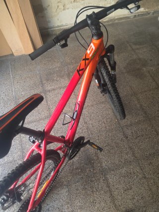 Bicicleta de Montaña Roja y Naranja Monty KX9