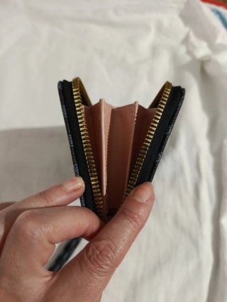 Portafoglio donna con zip