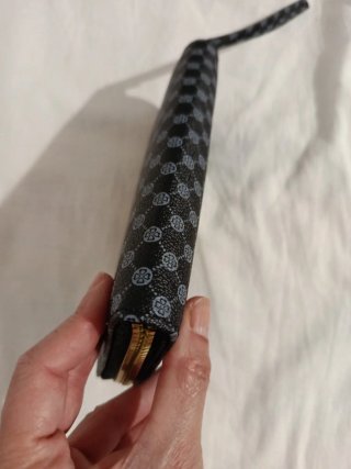 Portafoglio donna con zip