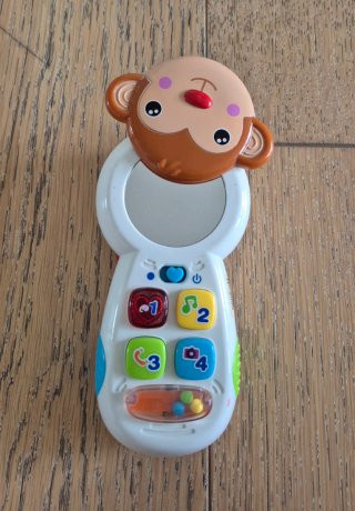 Robot y teléfono musical de bebés,  pilas incluida