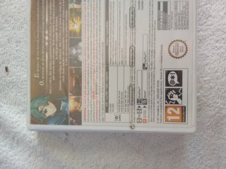 Fire Emblem Echoes: Shadows of Valentia precintado