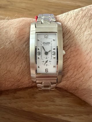 Reloj Duward Cuarzo Plata y Blanco