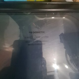 Ventana Dometic Baño