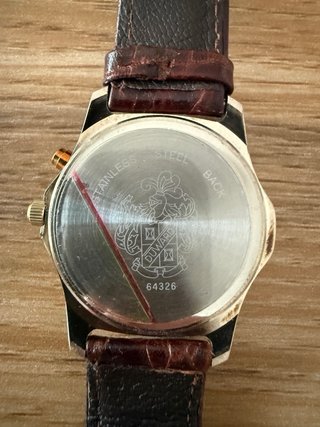 Reloj Duward Cuarzo Dorado y Marrón