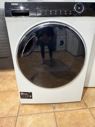 Secadora haier  9 kg como nuevo