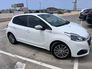 Peugeot 208 1.6 , 2016