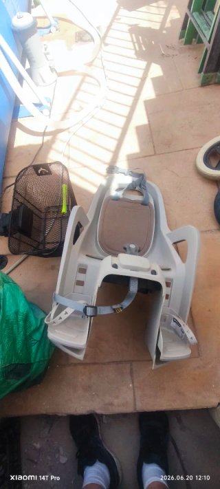 Silla y cesta para bici de niño