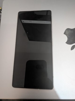 Google Pixel 7a con caja