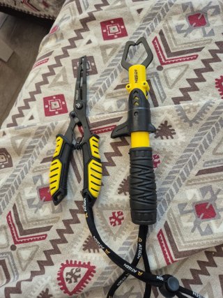 Alicates y boca grip pesca ATISEN