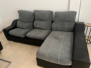 Sofá modular gris y negro