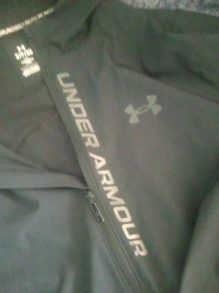Chaqueta Under Armour Gris Táctel