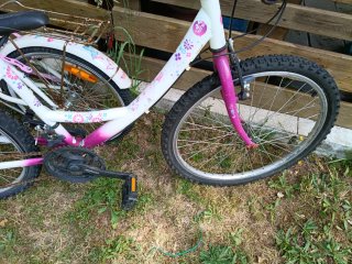 Bicicletas Niña Blancas y Rosas