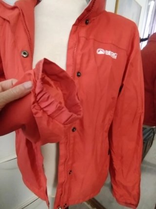 Chaqueta de invierno Berg roja