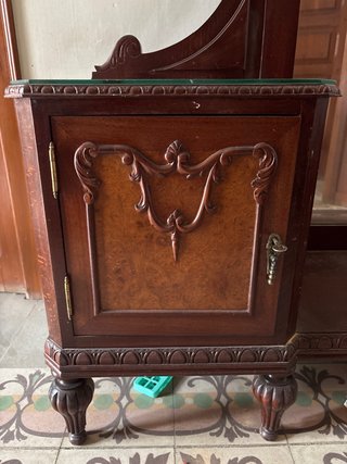 Mueble tocador antiguo con espejo (mesitaS a juego