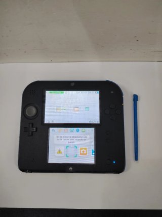 Nintendo 2DS Azul Negra