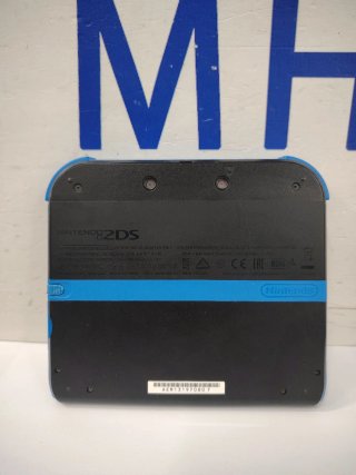Nintendo 2DS Azul Negra
