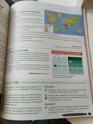 Educación en Valores Cívicos y Éticos ESO. Libr...