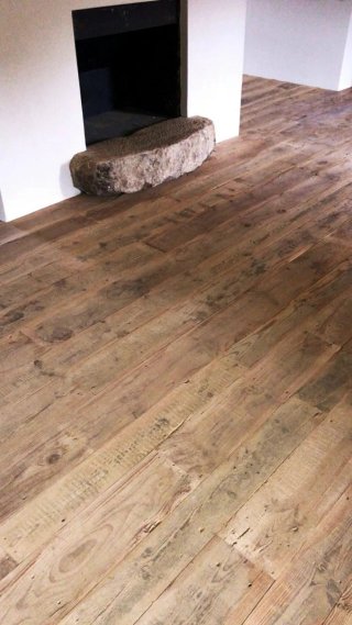 Suelo de madera rústica