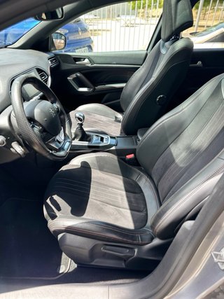 Peugeot 308 2015