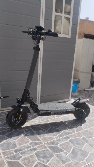 Patinete Eléctrico Negro