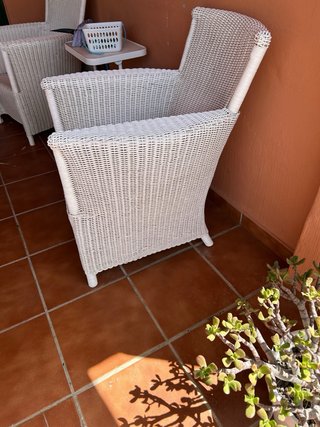 Sillón de mimbre syntetico blanco